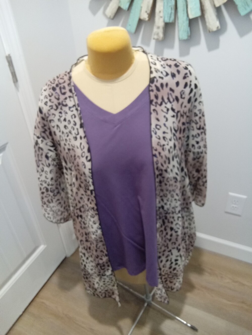 Loanna Plus Size 3X Purple V-Neck Short Sleeve Tee Shirt NWT